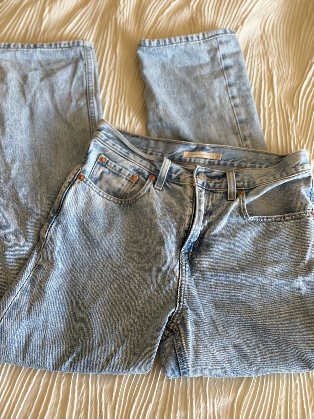 Levi’s Low Pro Straight Jeans - size 27
